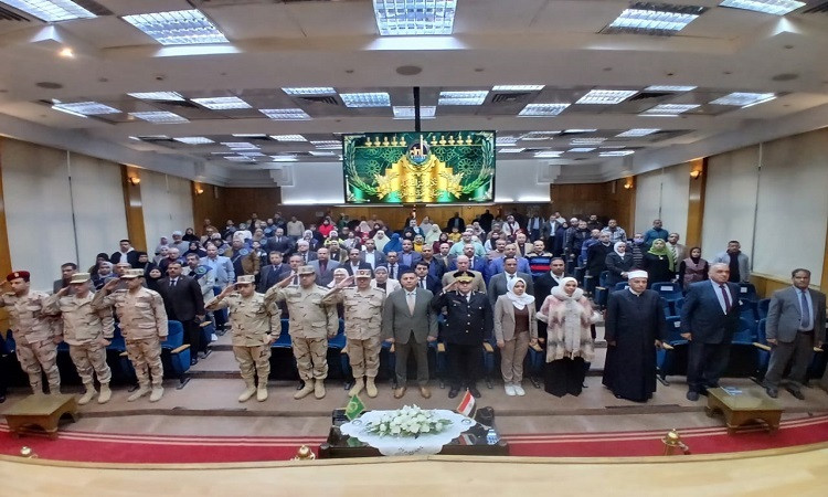 محافظ القليوبية يُكرّم أسر الشهداء ومصابي العمليات الحربية