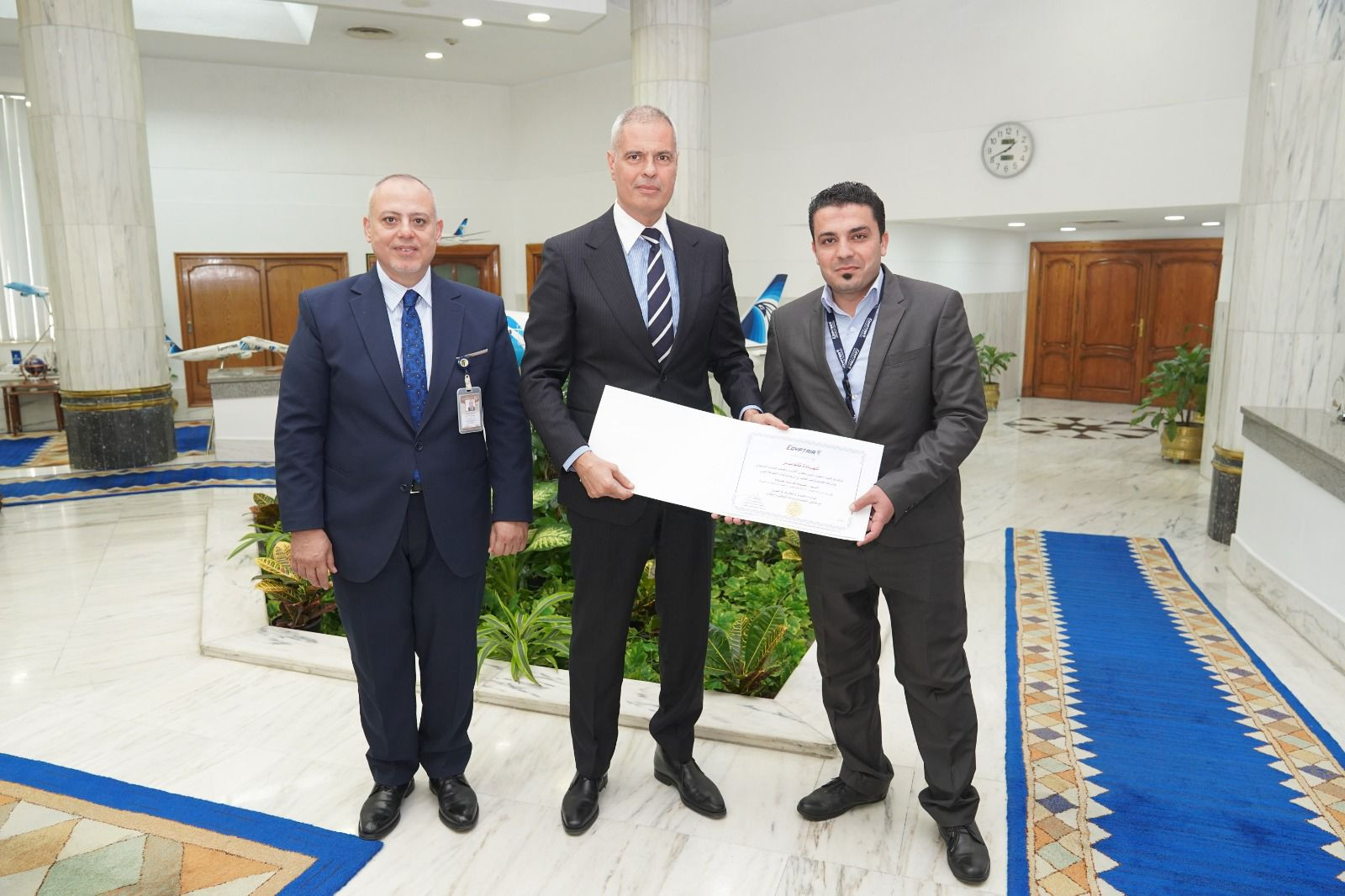 رئيس القابضة للطيران