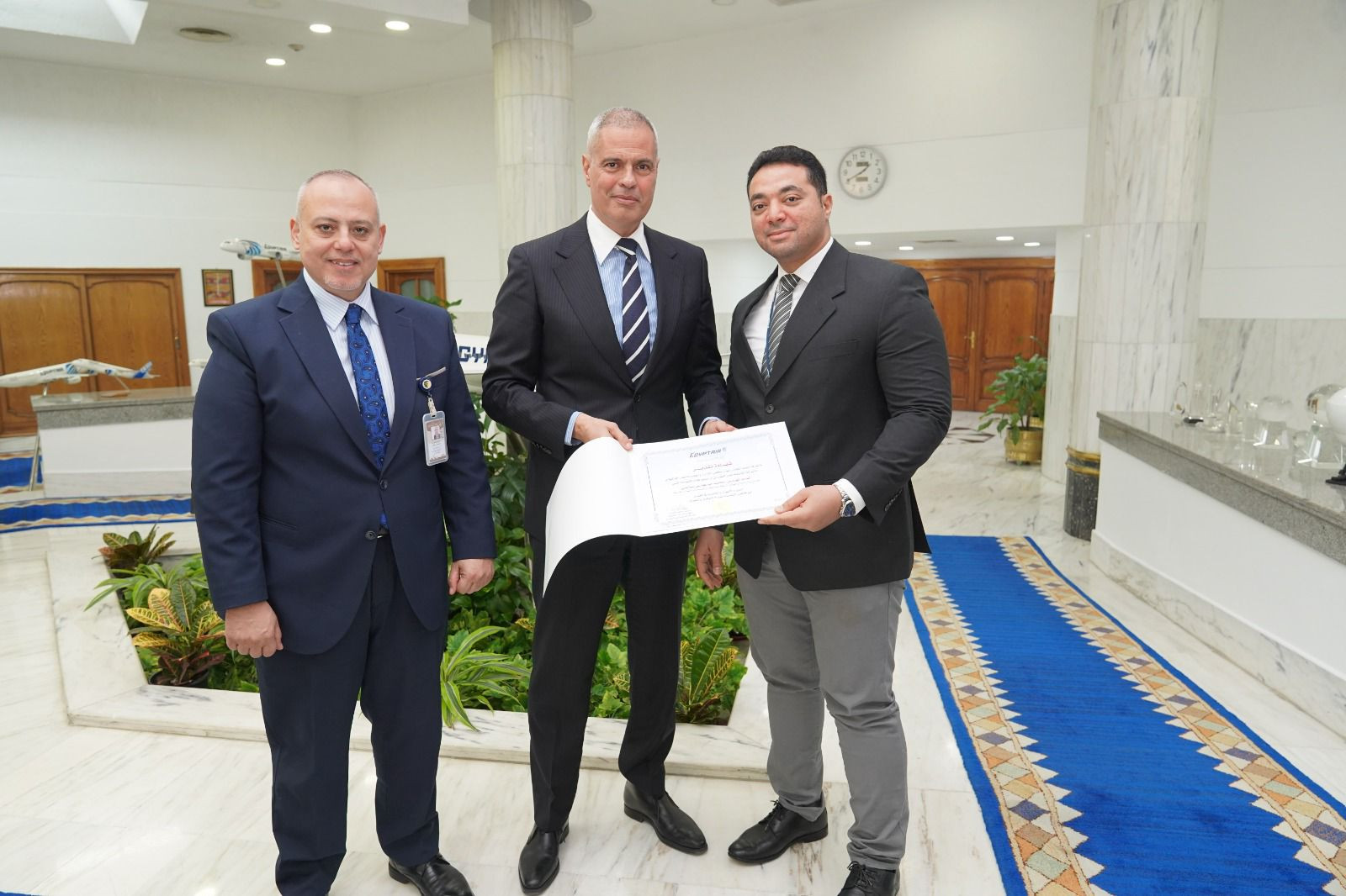 رئيس القابضة للطيران