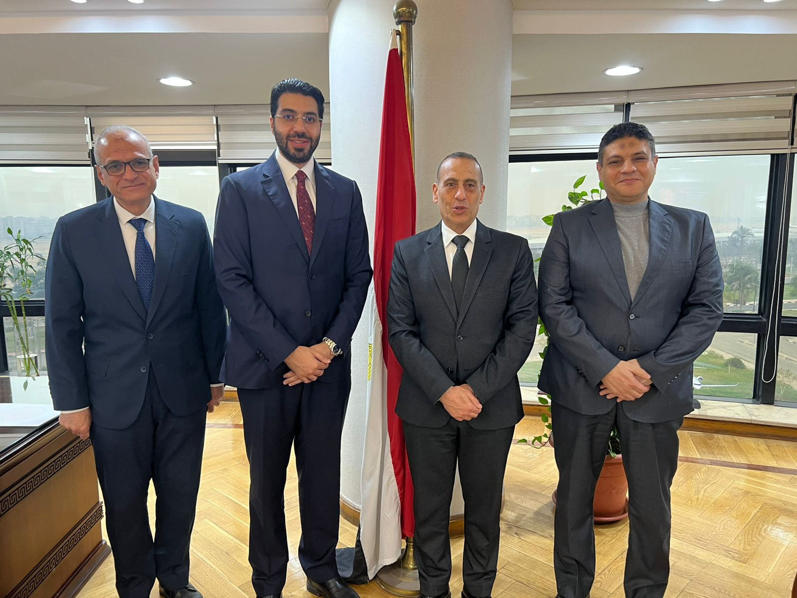 رئيس سلطة الطيران المدني المصري