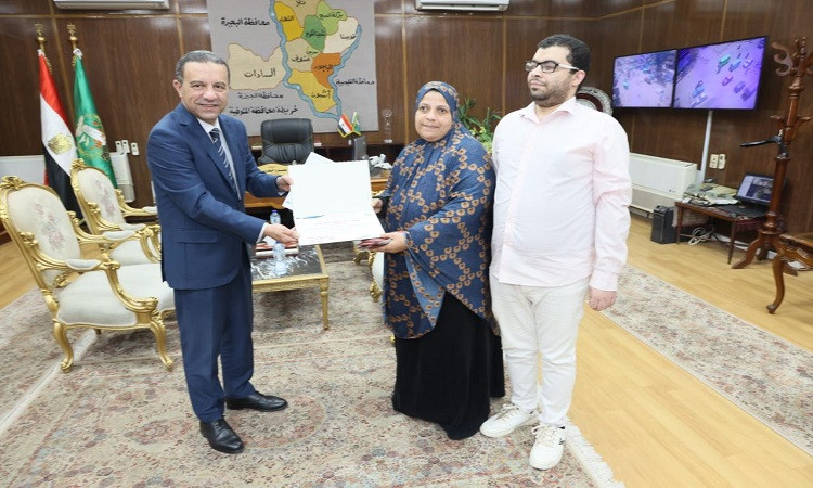 محافظ المنوفية يكرم الأمهات المثاليات من أبناء المحافظة تقديراً لكفاحه