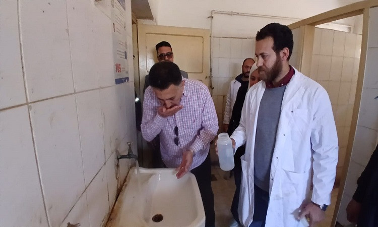 محافظ القليوبية يتفقد محطة مياه 