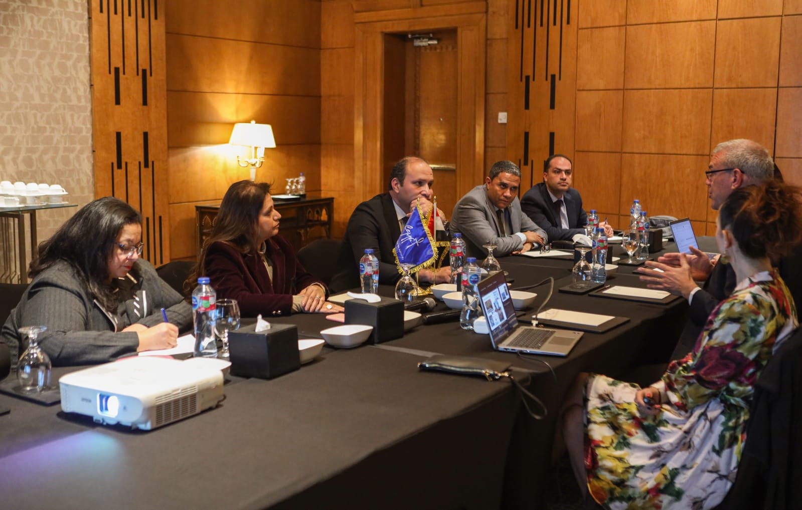 زيارات لوكلاء اوروبيين