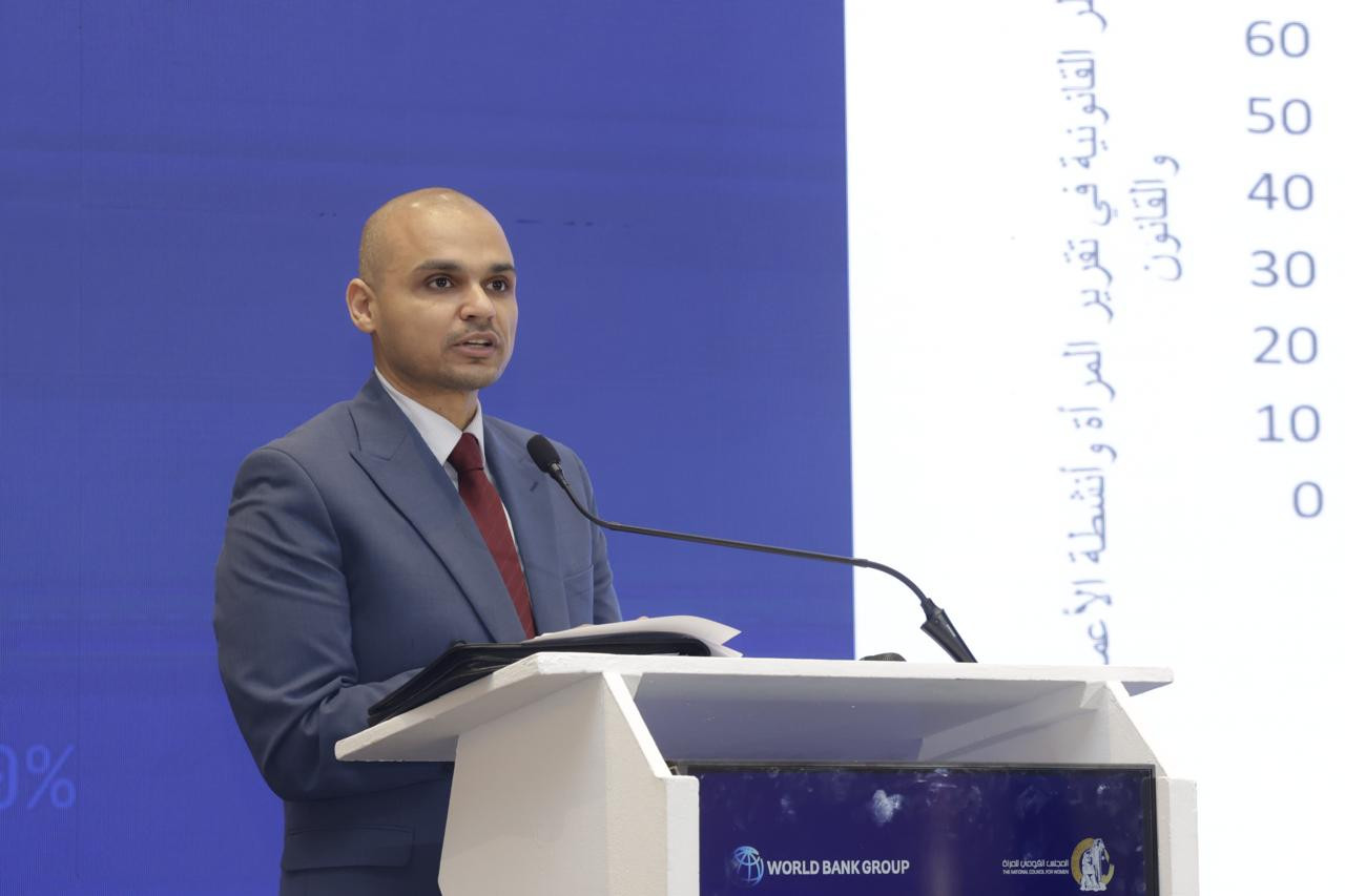 جلسة عمل تناقش 