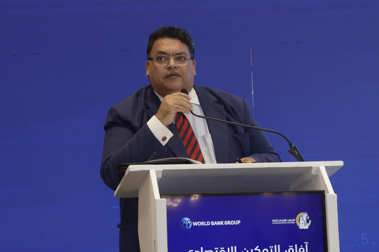 جلسة عمل تناقش 