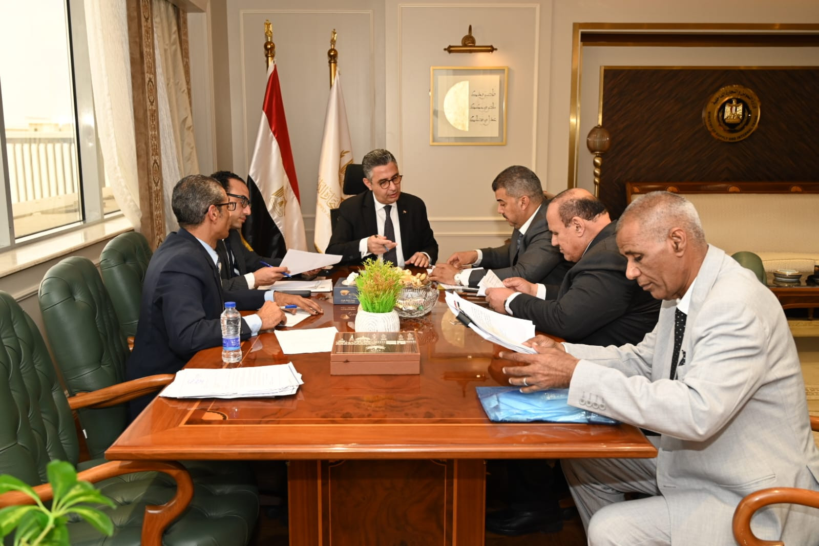 وزير التموين يلتقي أعضاء النواب والشيوخ لبحث مطالب المواطنين