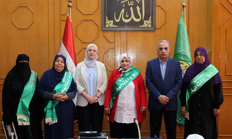 محافظ الإسماعيلية يكرم أمهات المحافظة المثاليات لعام ٢٠٢٦