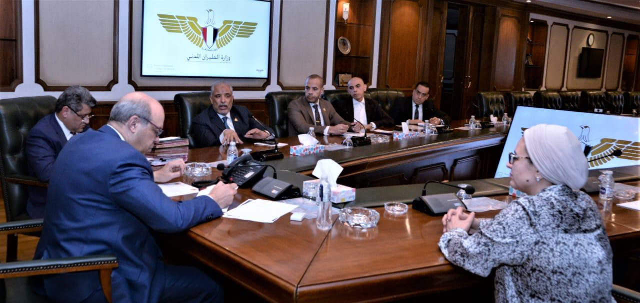 وزير الطيران سام الحفني