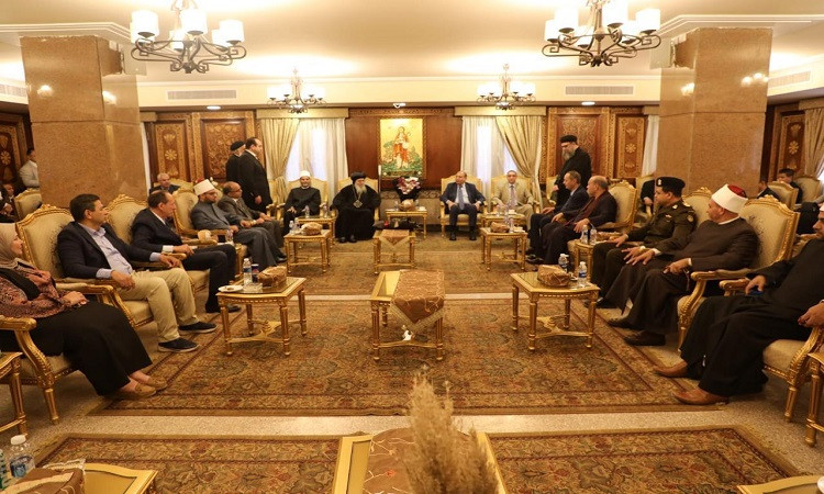 محافظ المنيا يهنئ القيادات الكنسية بمناسبة عيد القيامة المجيد