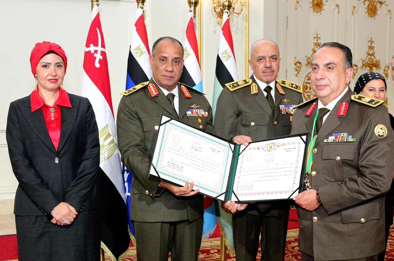 وزير الدفاع