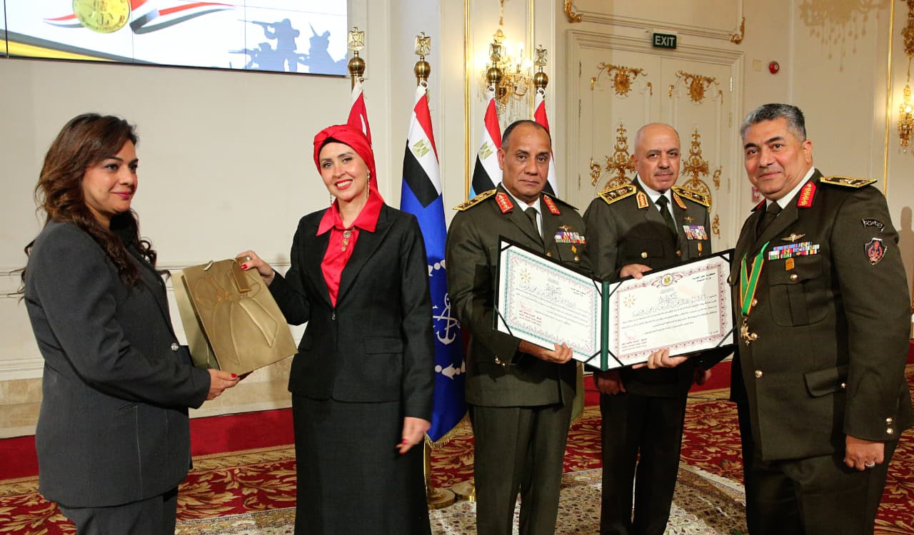 وزير الدفاع