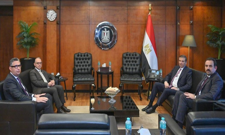 ضبط عدد من الس