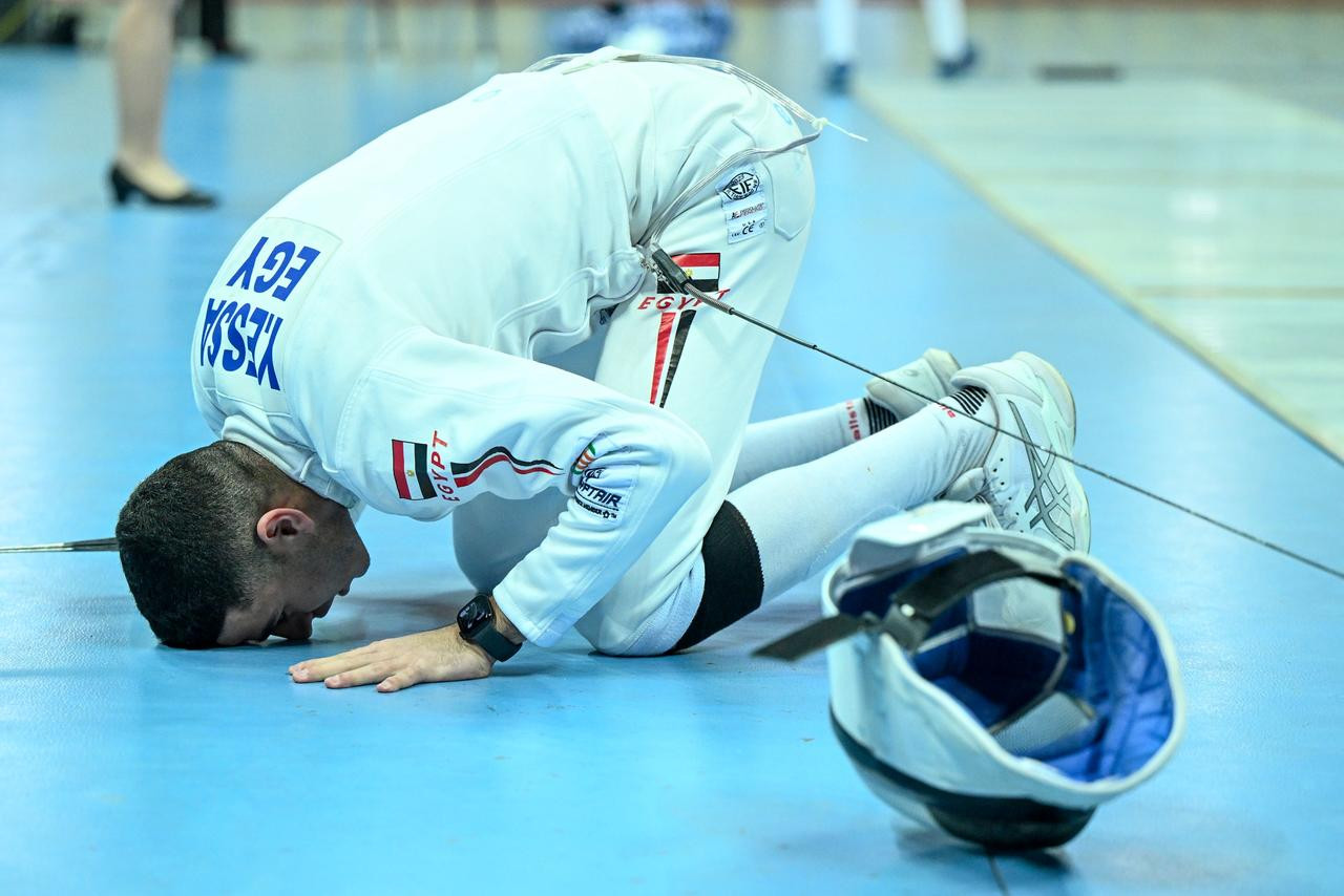 يوسف عيسى بطل المبارزة