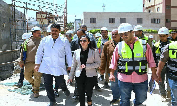 محافظ البحيرة في جولة مفاجئة بمستشفى حوش عيسى المركزي