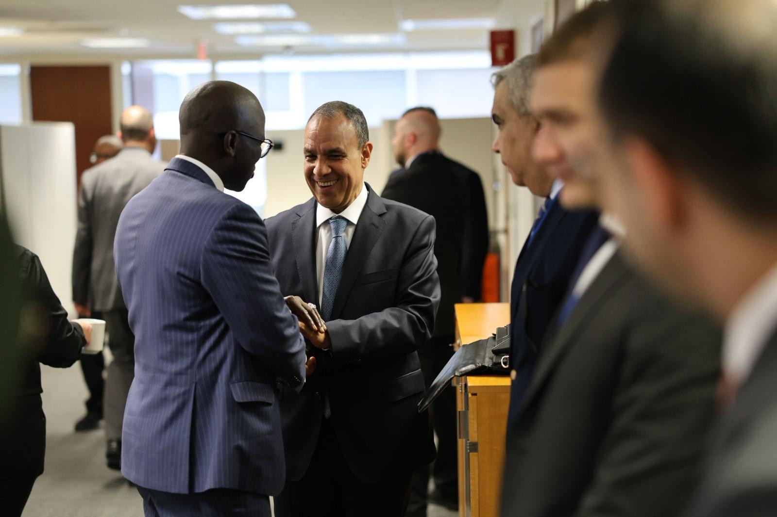 وزير الخارجية