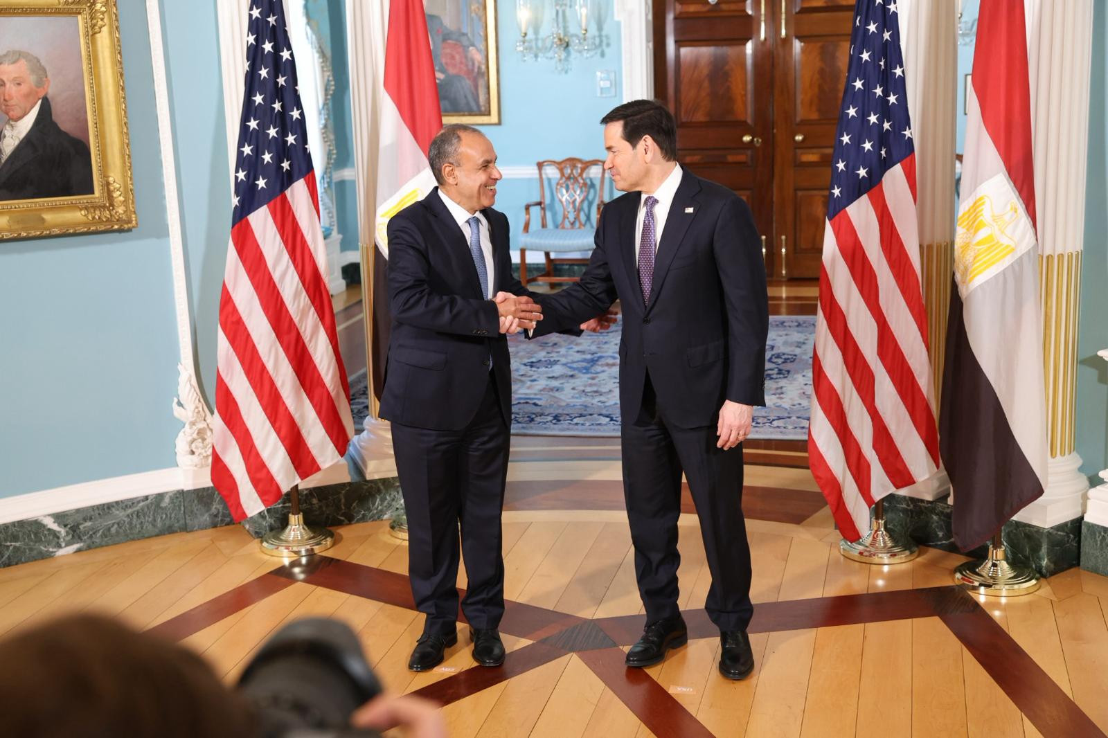 وزير الخارجية