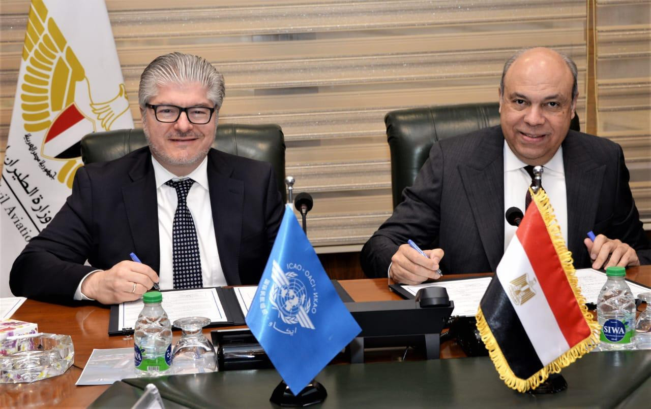 وزير الطيران