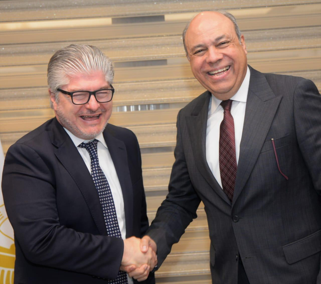 وزير الطيران