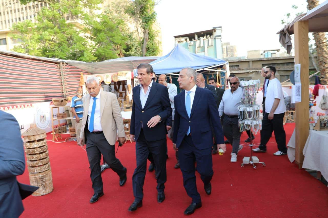 معرض الزهور