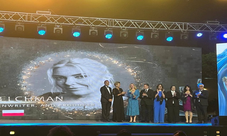 &nbsp;وزيرة الثقافة ومحافظ أسوان يفتتحان فعاليات مهرجان أسوان الدولى لأفلام