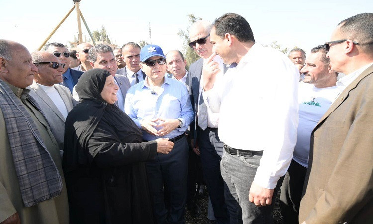 محافظ الغربية يطلق موسم حصاد القمح من مركز زفتى