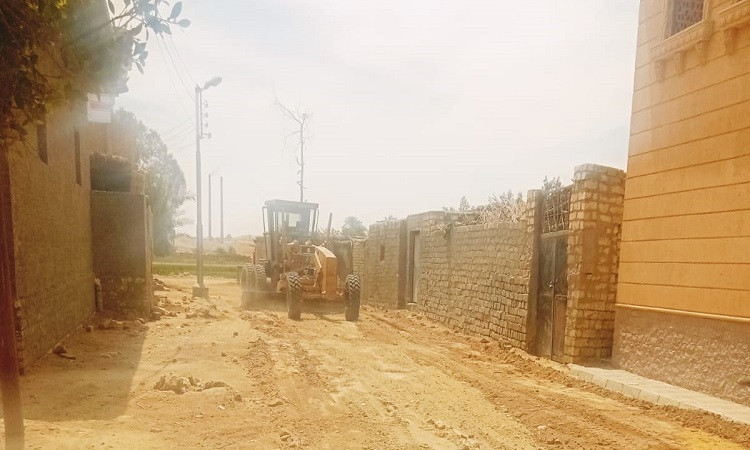 حملات مكثفة للنظافة ورفع الإشغالات بمركزي إطسا ويوسف الصديق