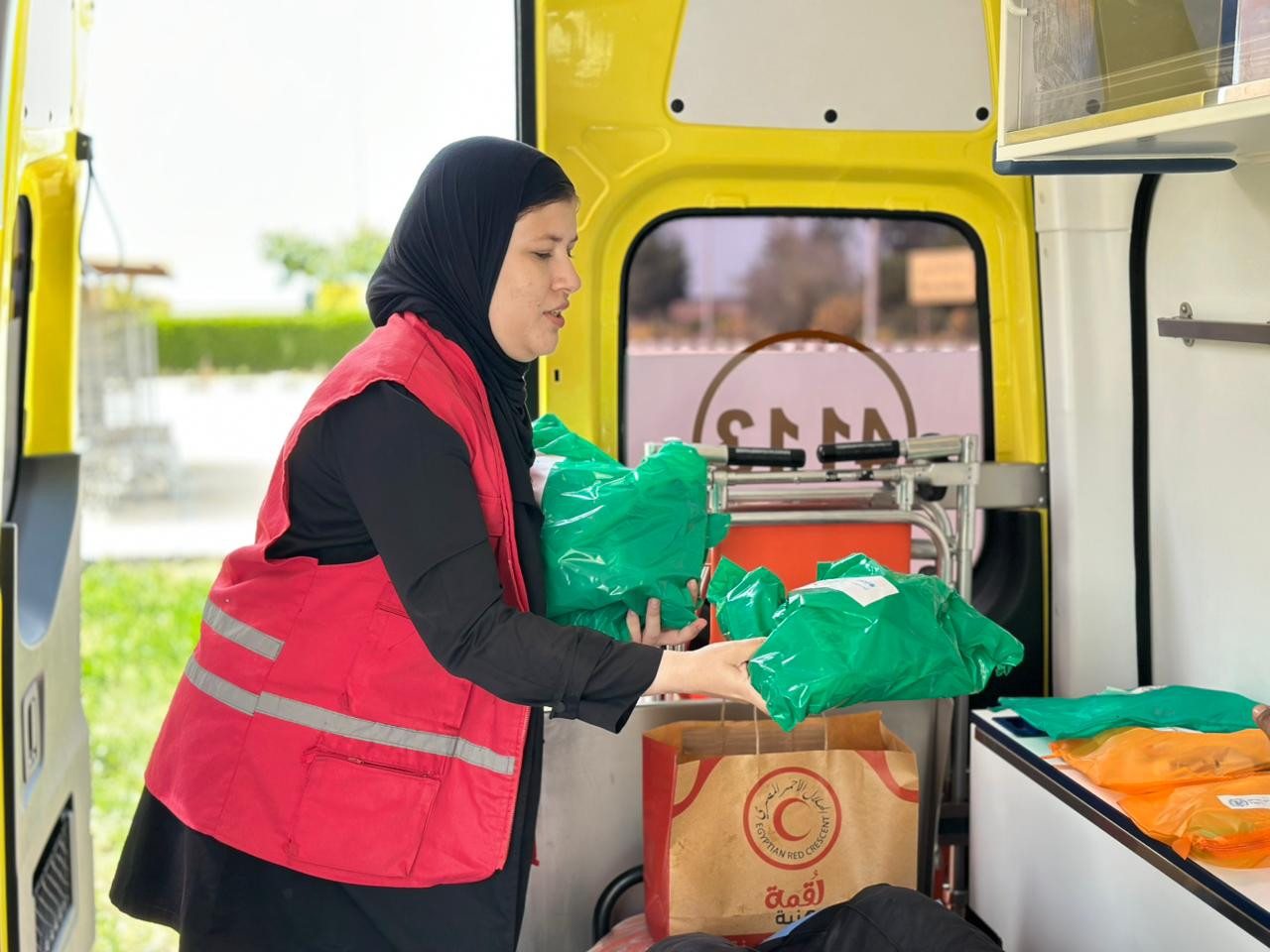 الهلال الاحمر