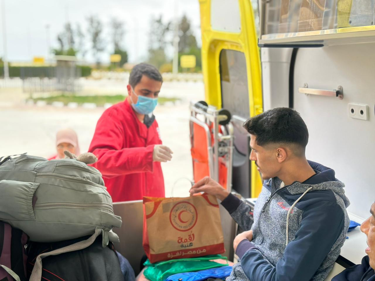 الهلال الاحمر