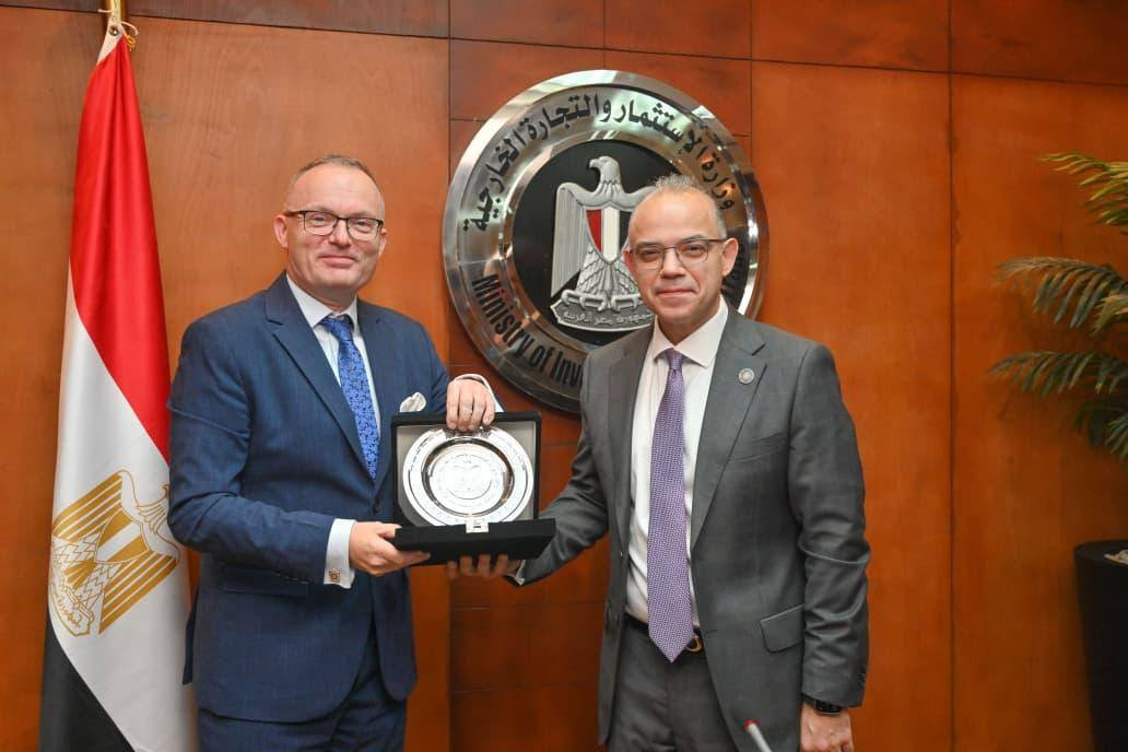 وزير الاستثمار