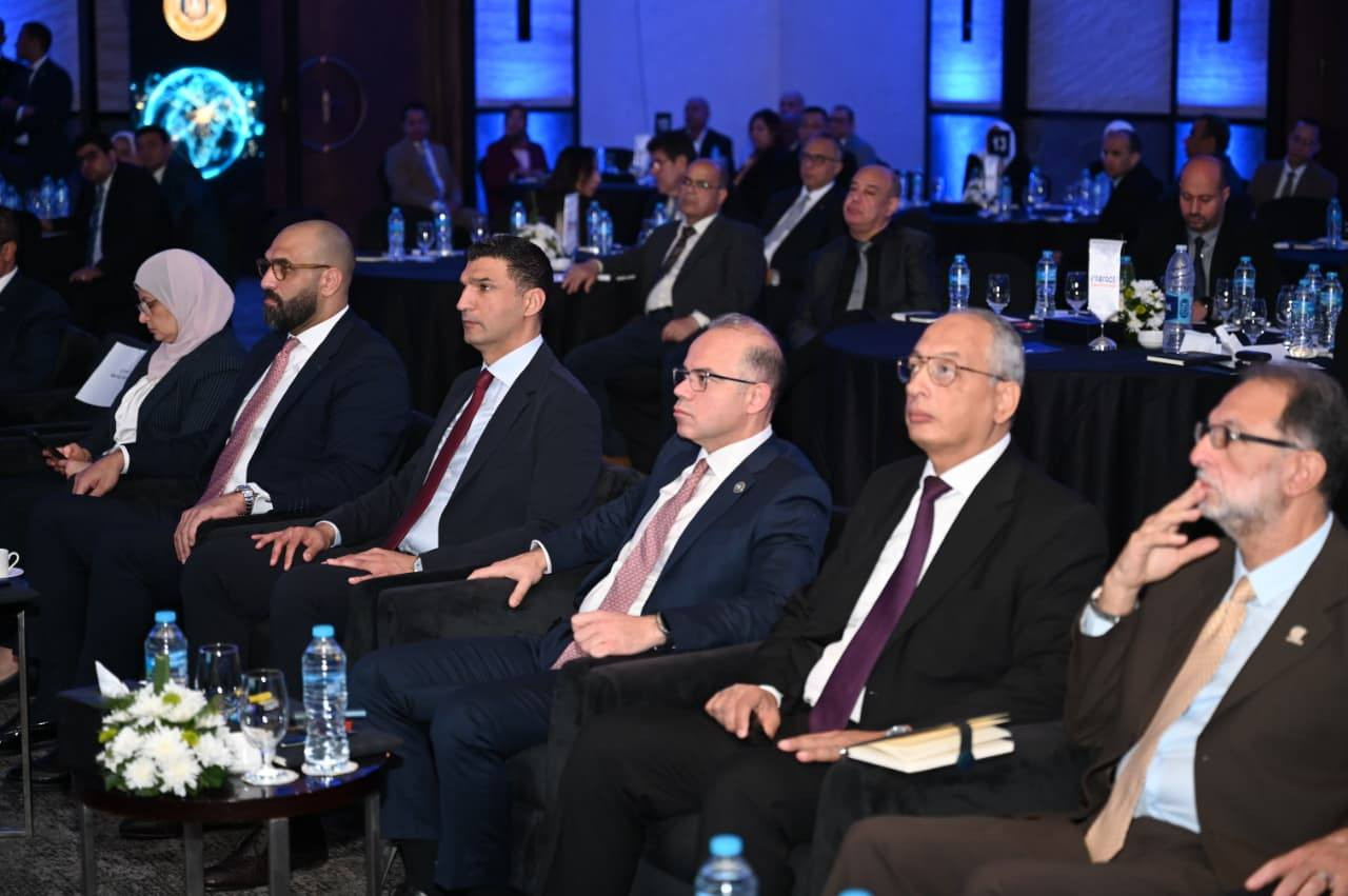 وزير الصناعة