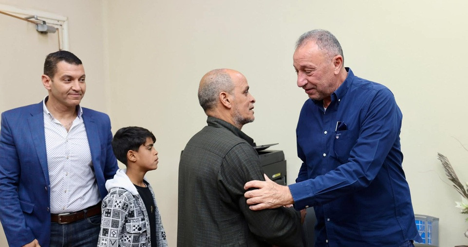 الخطيب مشجع