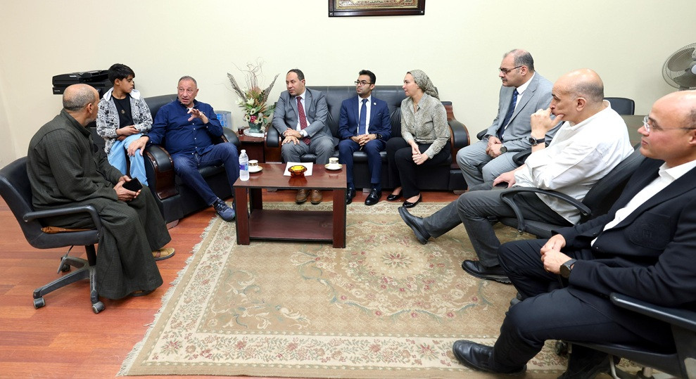 الخطيب مشجع