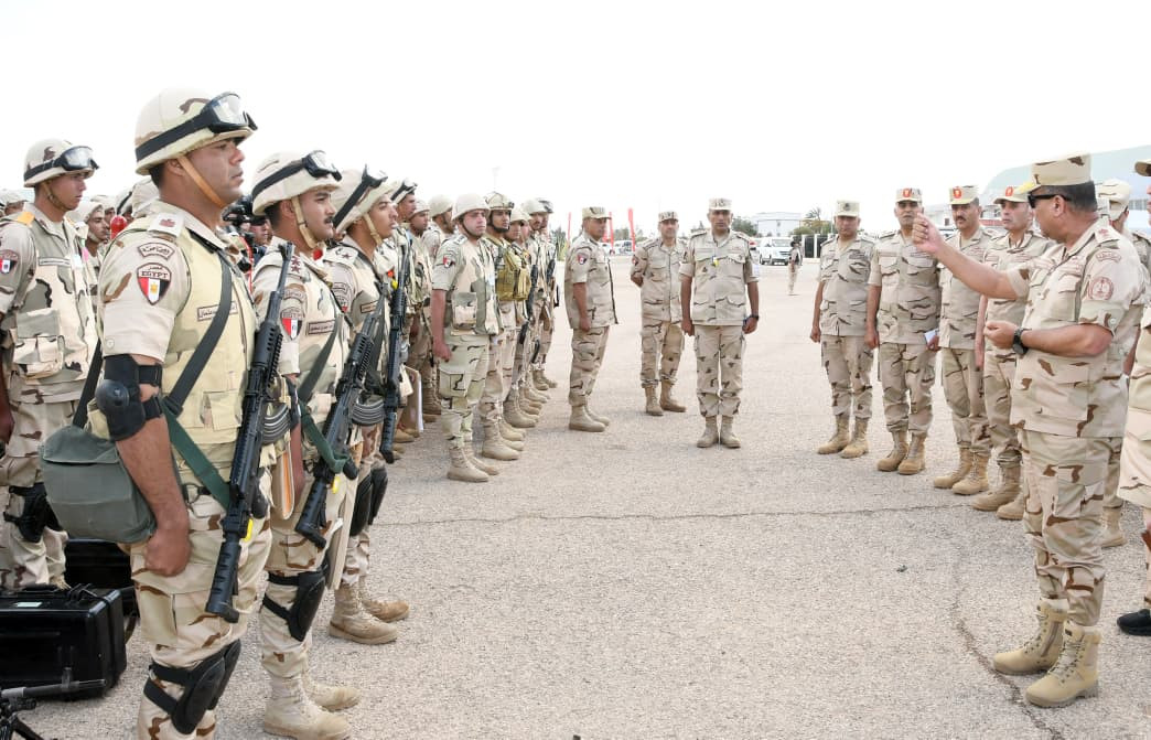 وزير الدفاع