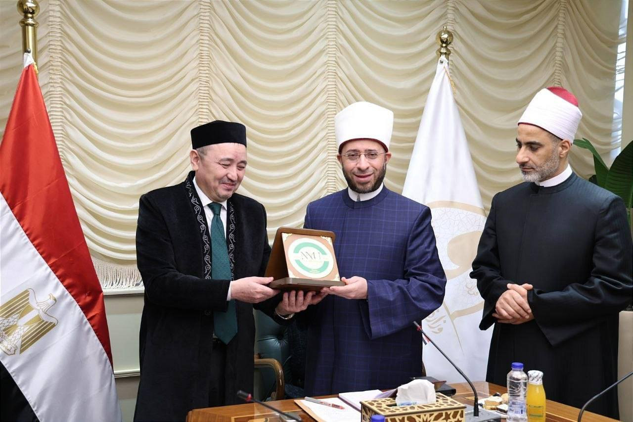 الازهري ونائب كازاخستان