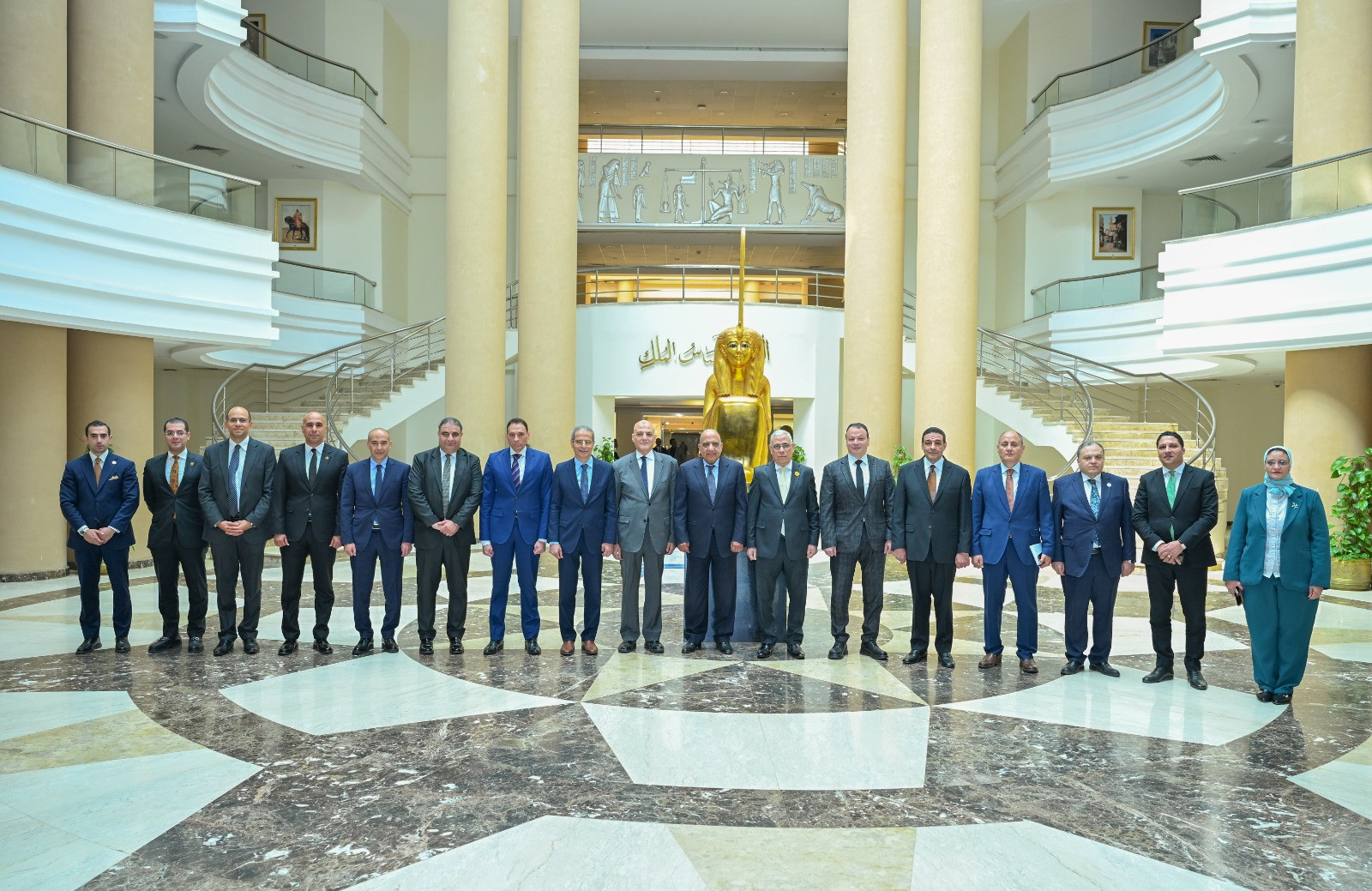 النائب العام ووزير الكهرباء