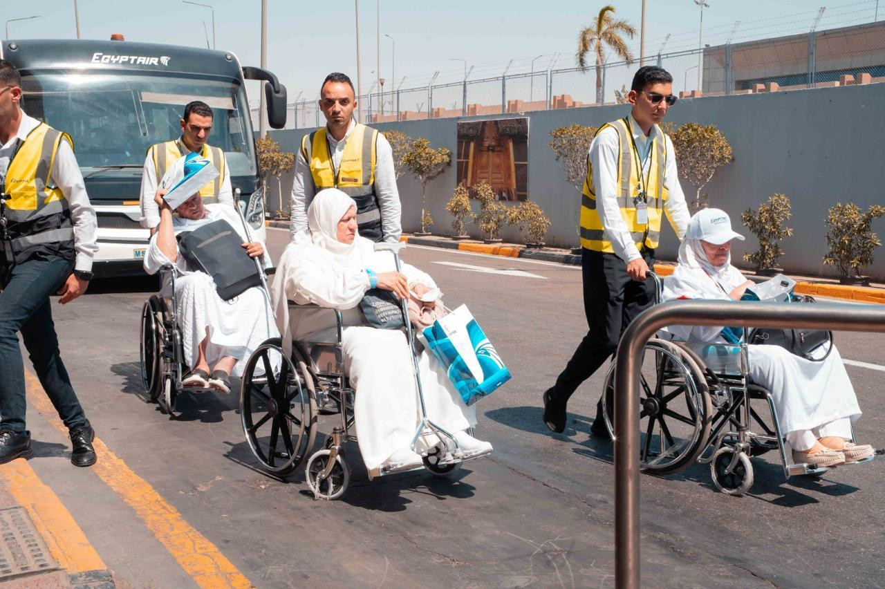 مصرللطيران تبدأ اليوم جسرها الجوي إلي جدة