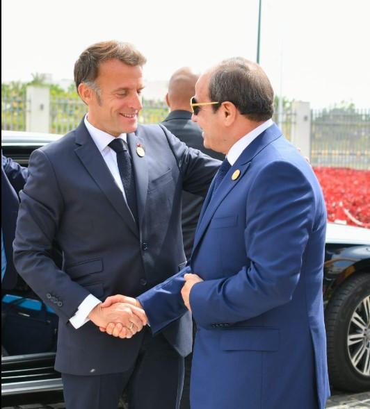 الرئيس السيسي وماكرون