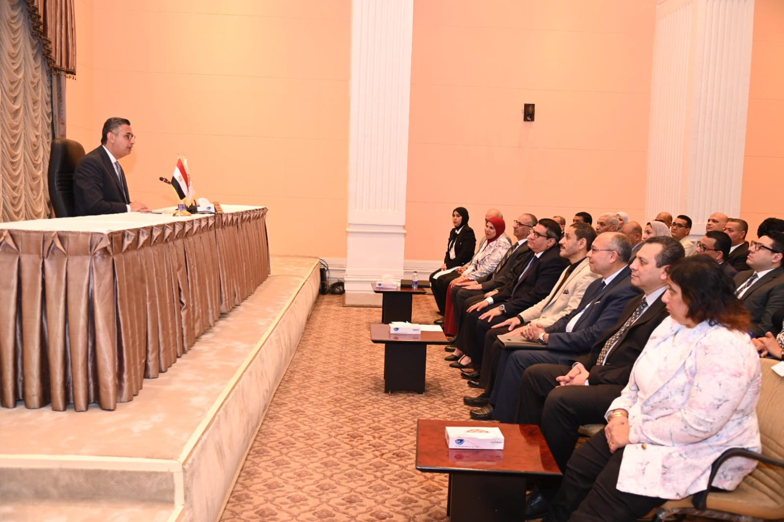 وزير التموين