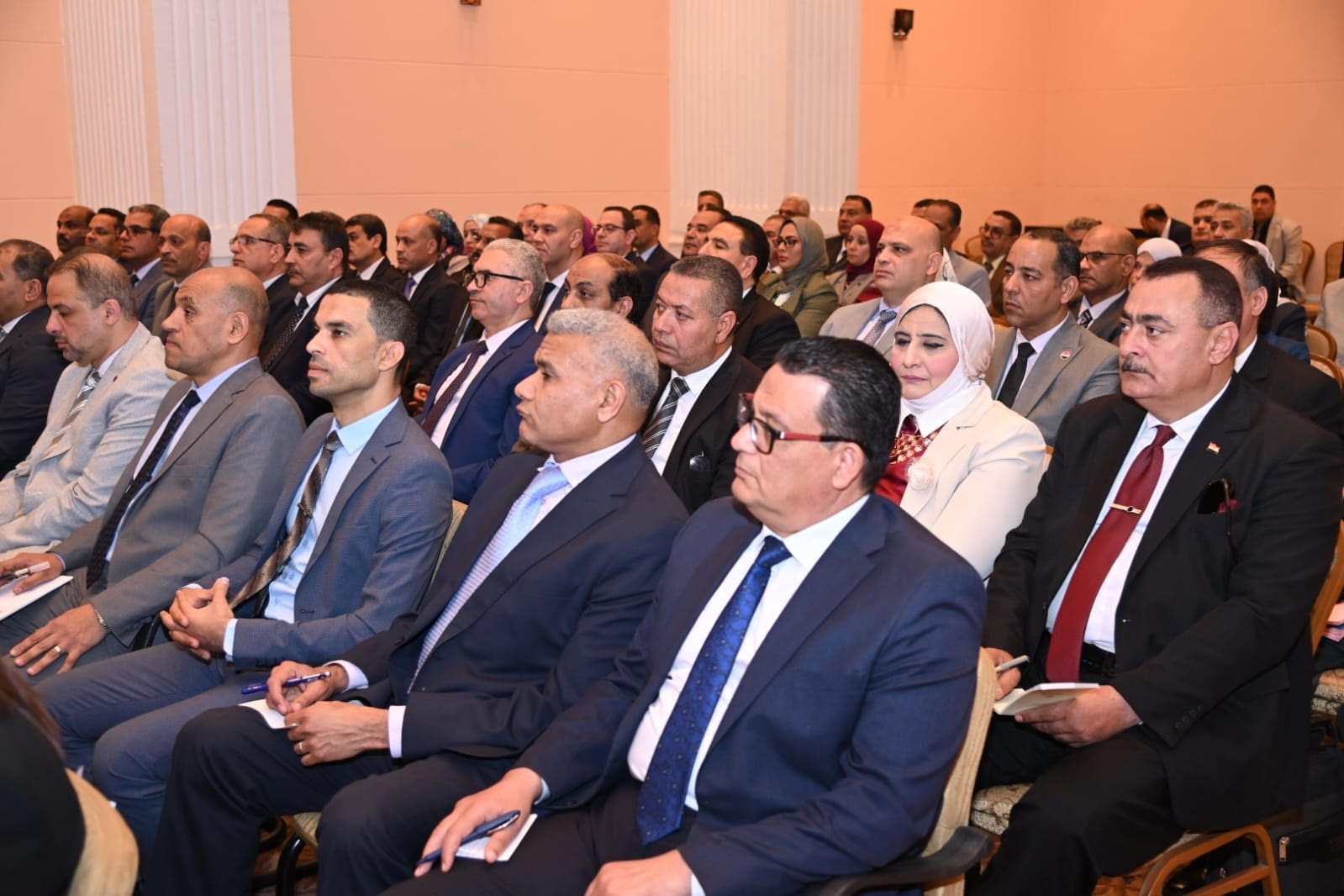 وزير التموين