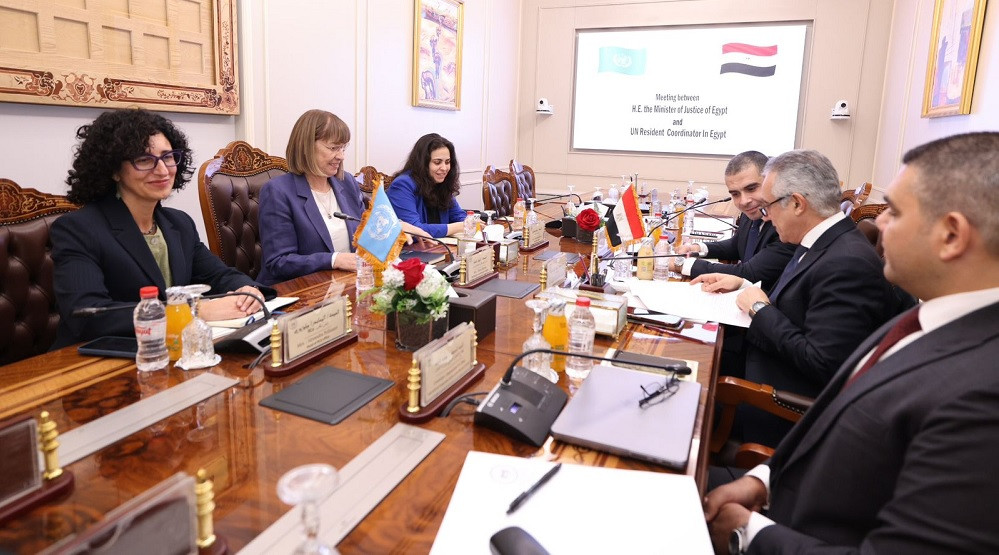 وزير العدل يلتقي المنسقة المقيمة للأمم المتحدة