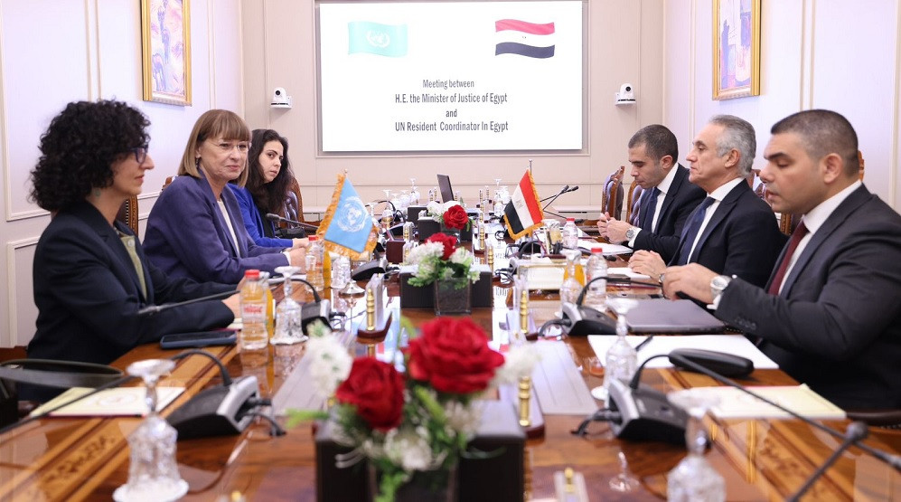 وزير العدل يلتقي المنسقة المقيمة للأمم المتحدة