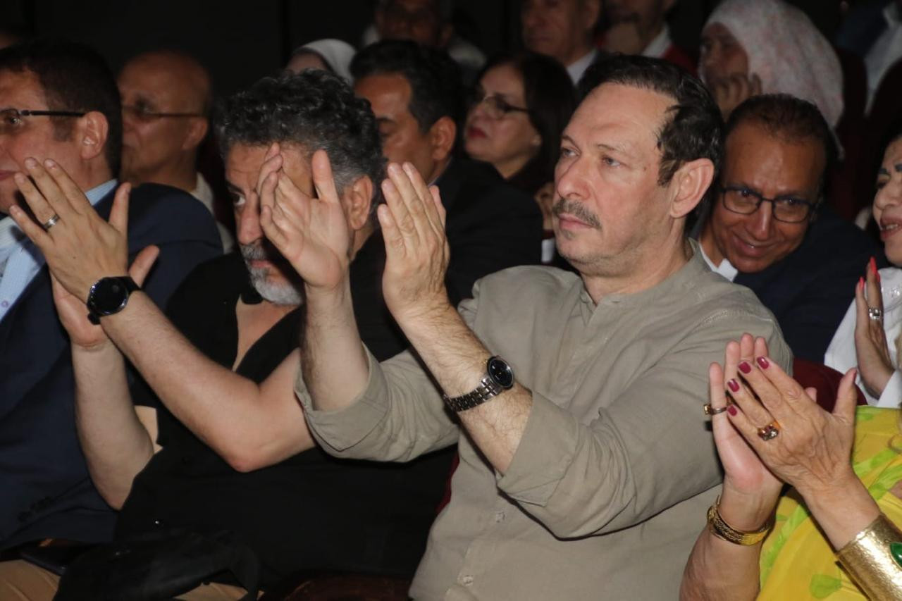 ملتقى الهناجر