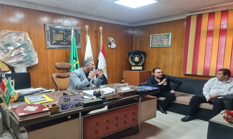 مدير عام الشباب والرياضة بالقليوبية يبحث تطوير مركز شباب منشأة دياب