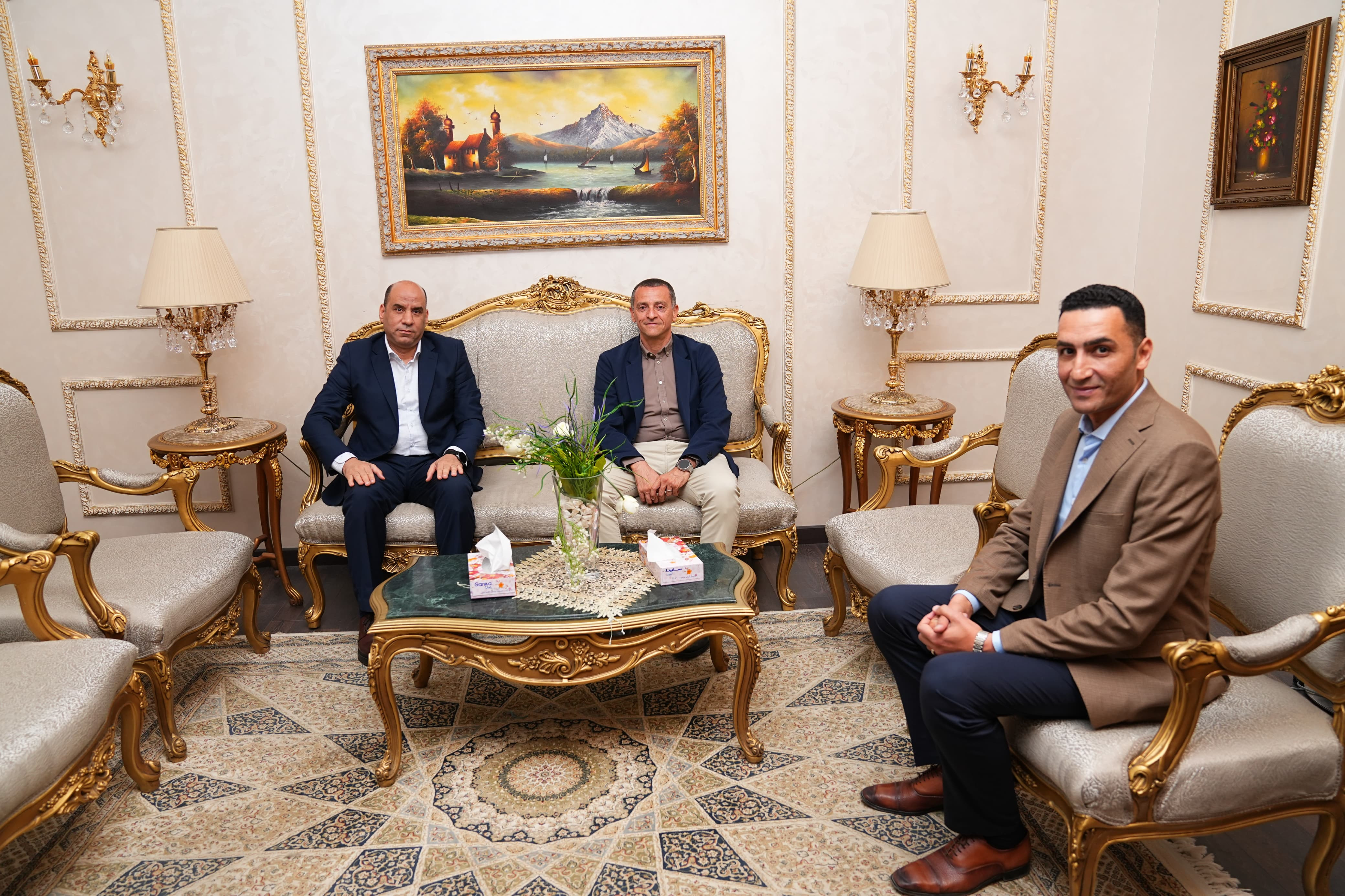 وزير العمل في اسوان