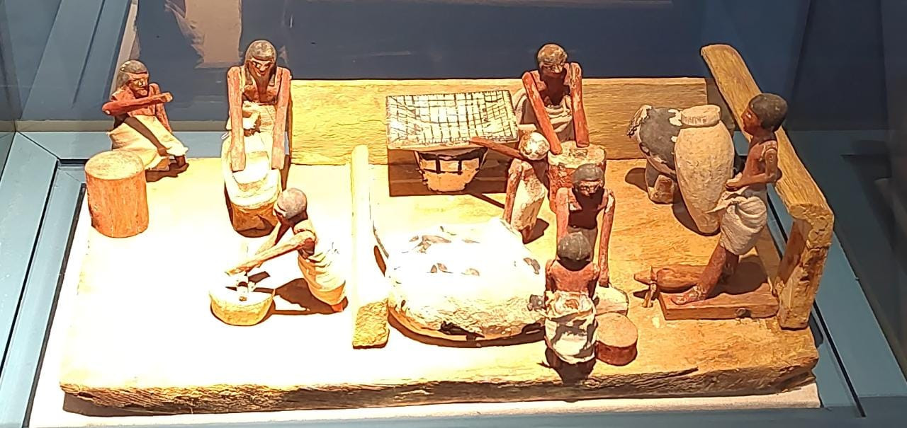 قطع اثرية شهر مايو