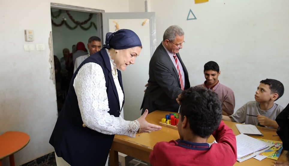 الامومة