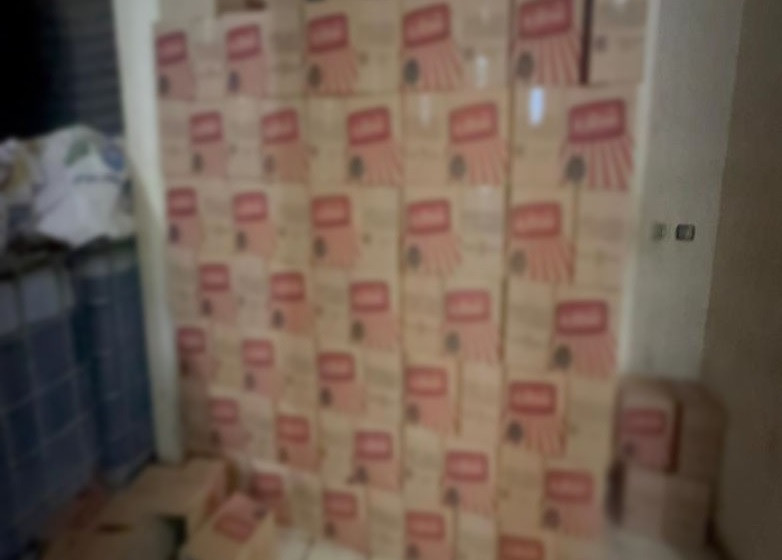 مصنع غير مرخص