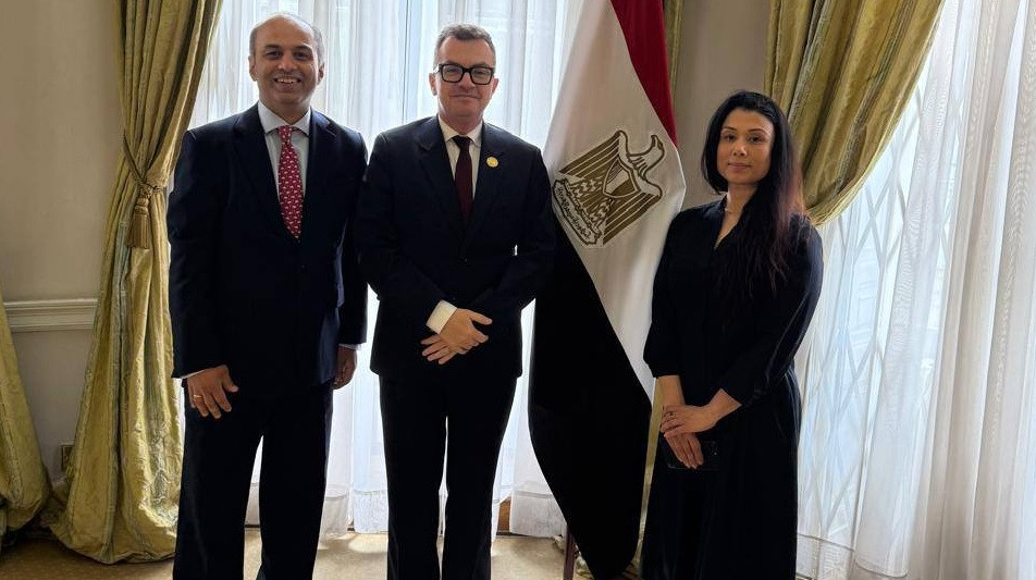 لقاء