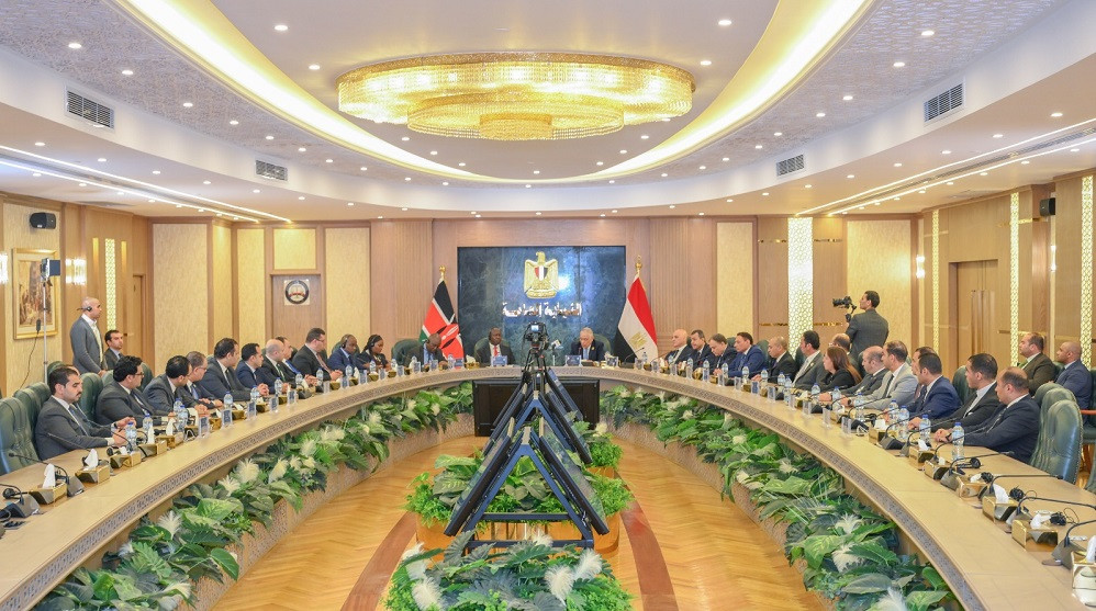 النائب العام يبحث مع نظيره الكيني