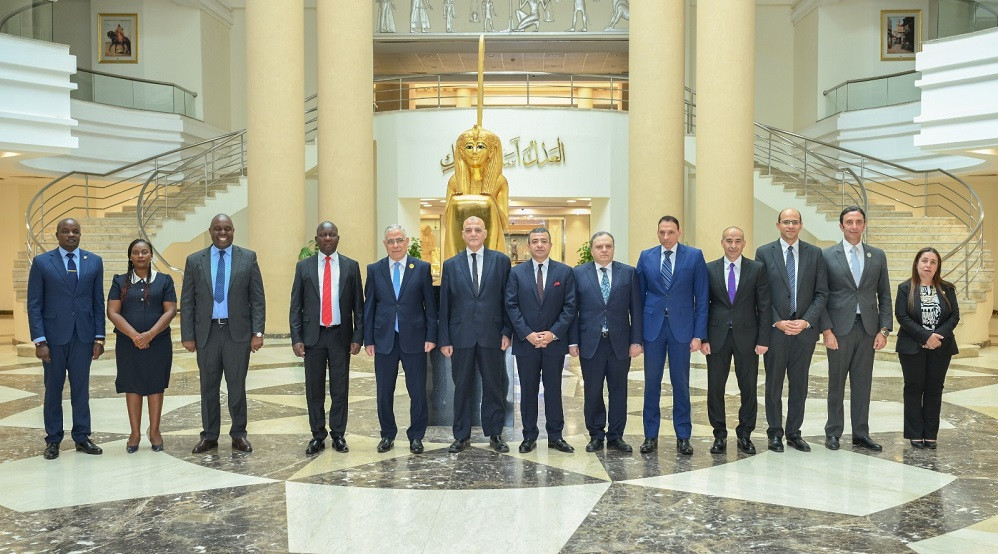 النائب العام يبحث مع نظيره الكيني